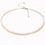 Alma Pearl Necklace