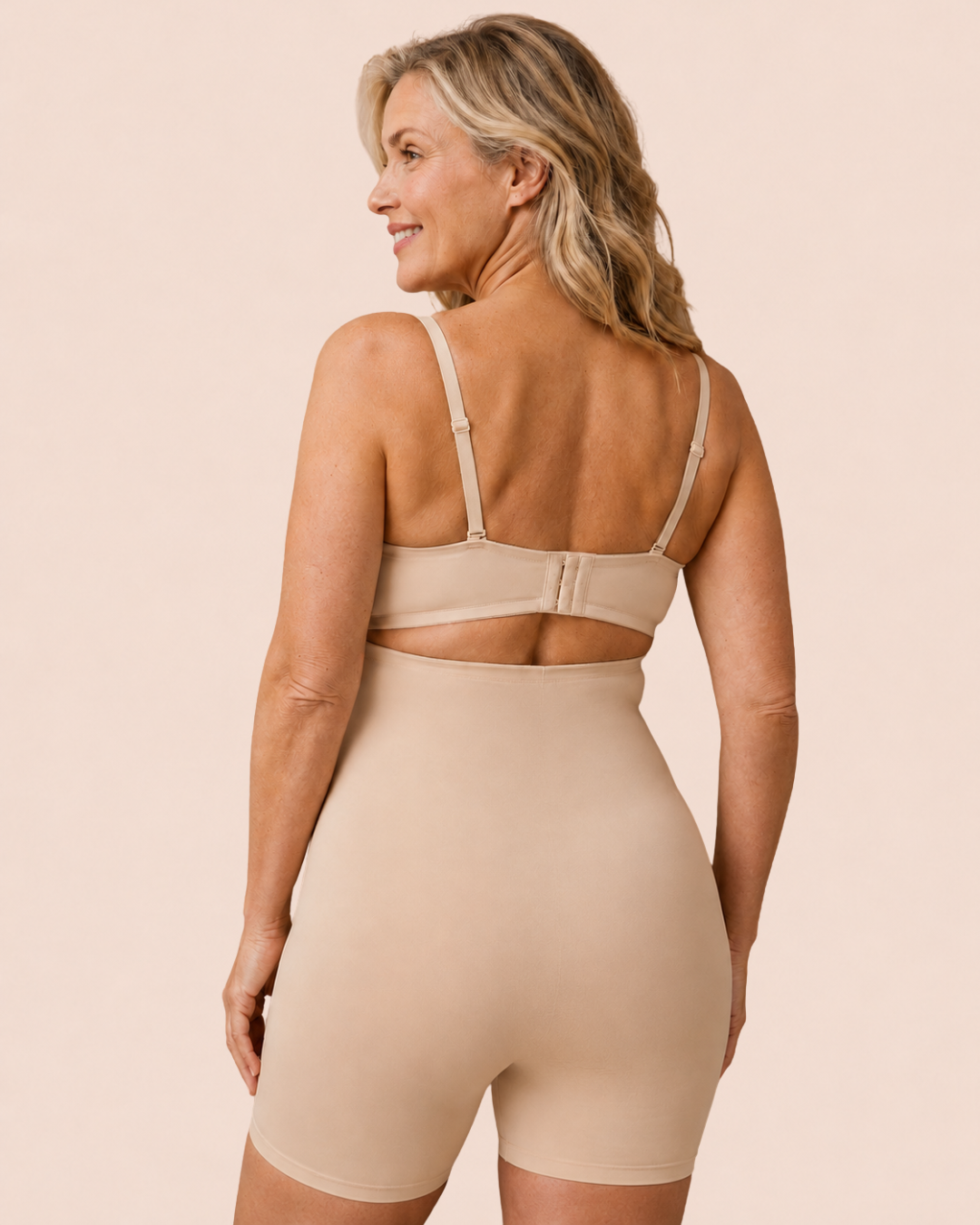 Lumi Shape Shorts- Svart
