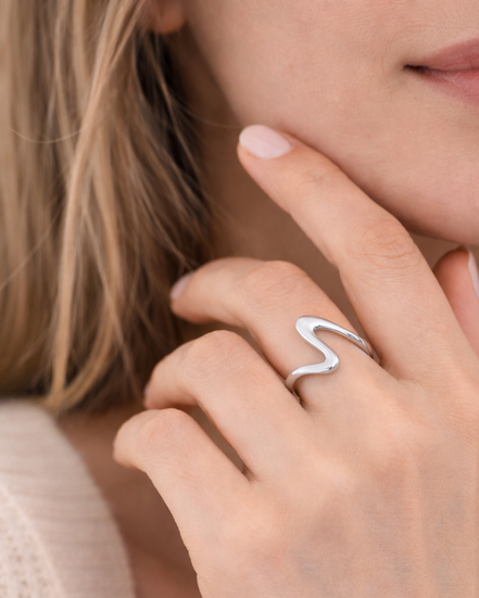 Ondine Wave Ring