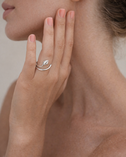 Serpent Éclat Ring